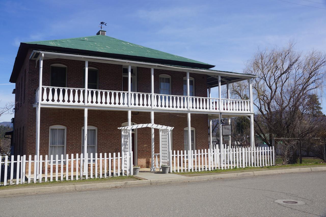 The Historic Collier Hotel Etna Exterior foto